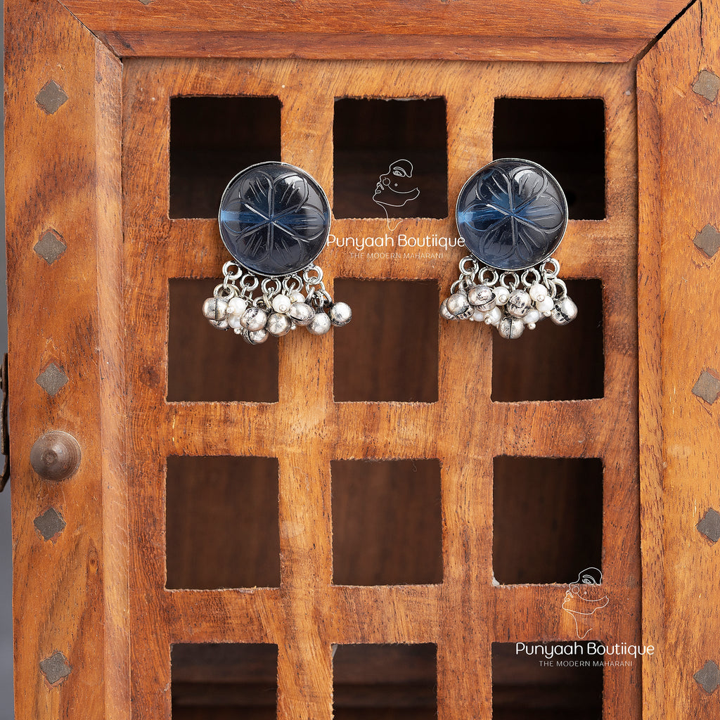 Carved Stone Elegant Earring