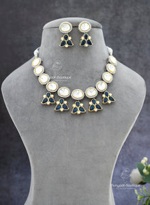 Trendy Uncut Kundan Necklace