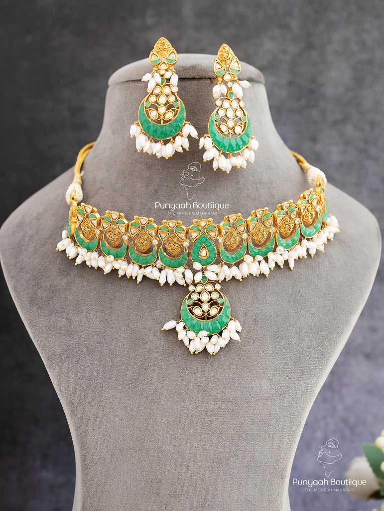 Stunning Pachi Kundan Necklace