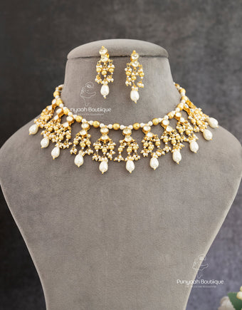 Clear Pachi Kundan Necklace