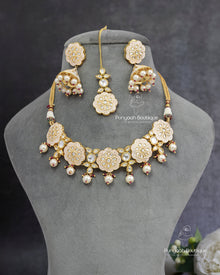 Peach Kundan Choker