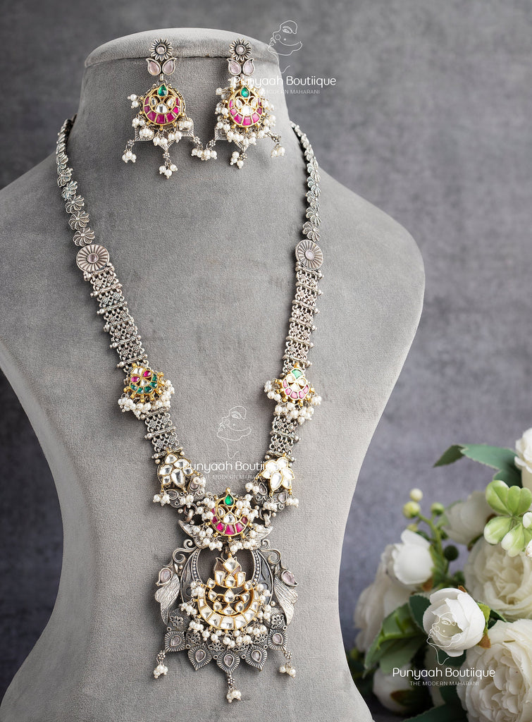 Charming Pachi Kundan Necklace